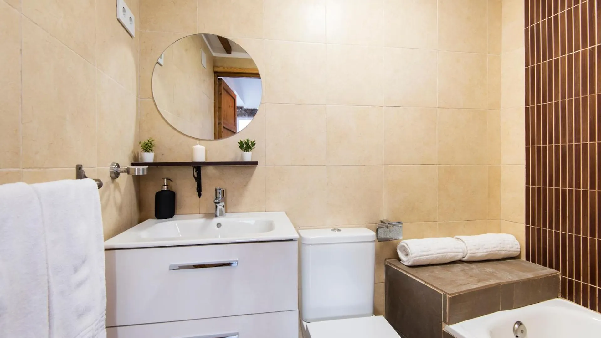 Picasso Square Penthouse, Sunny Terrace In The City Center Apartment Malaga